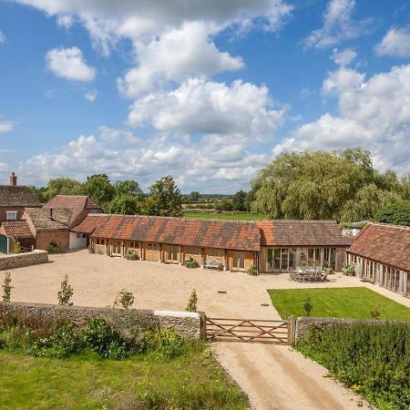Villa The Cowsheds Brinkworth Exterior foto