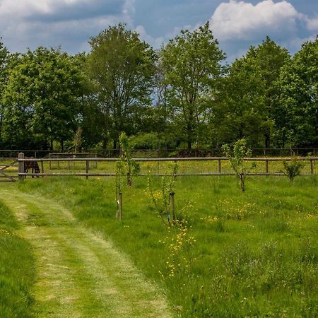 Villa The Cowsheds Brinkworth Exterior foto