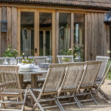 Villa The Cowsheds Brinkworth Exterior foto