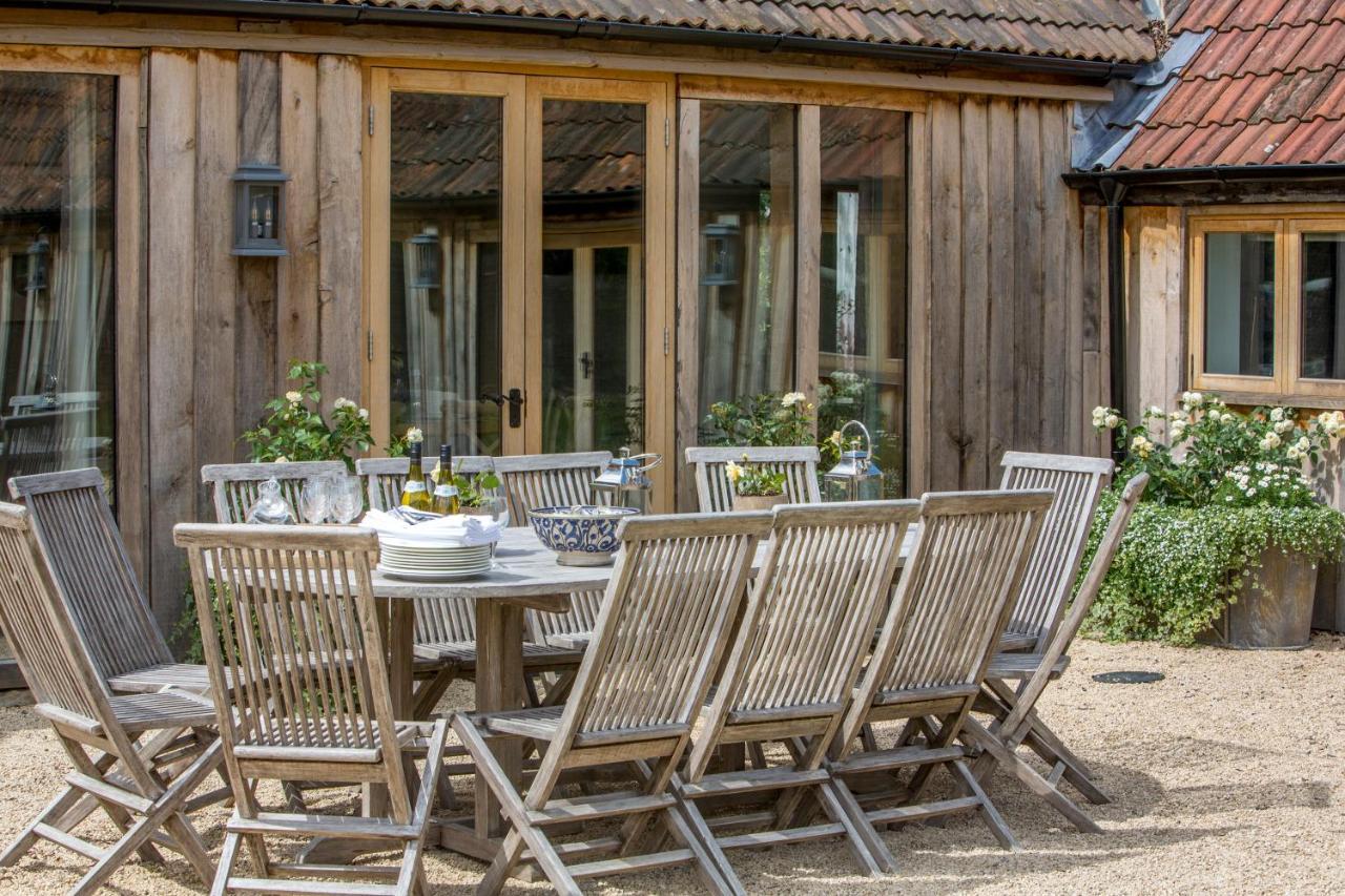 Villa The Cowsheds Brinkworth Exterior foto